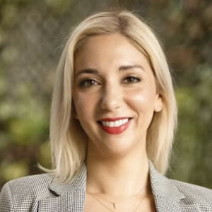 Shara Lohrasb (Associate Director of Clean Energy Finance Corporation)